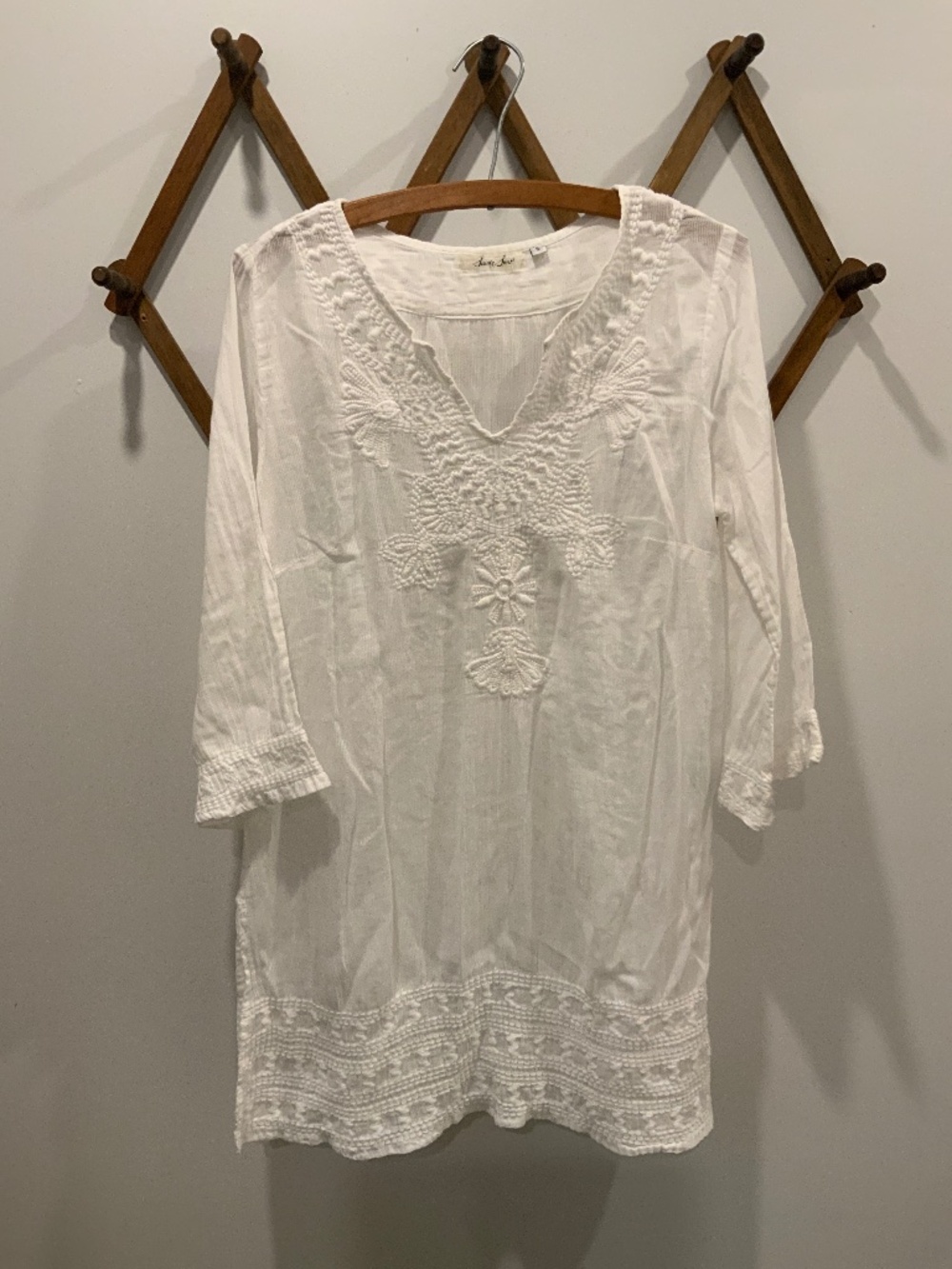 Swim’s Sport White Embroidered Gauze Tunic Cover-up